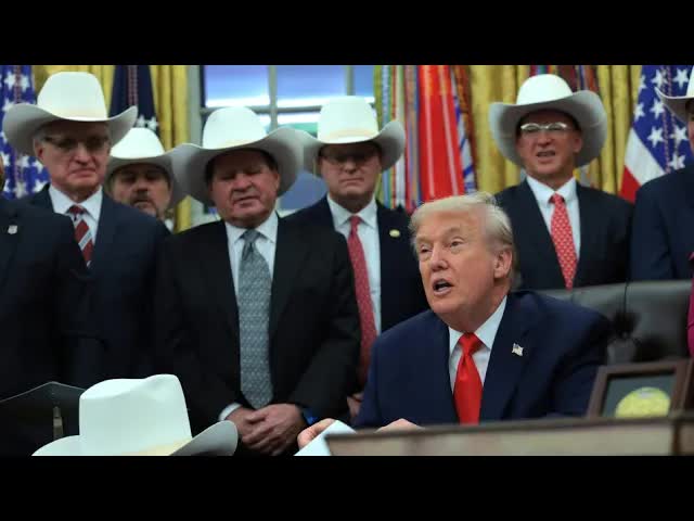 Trump Says He Should Have a Role in Talking to the Fed on Rates