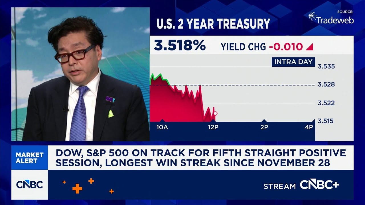 Interest rates declining favor regional banks, says Fundstrat's Tom Lee on his 2026 outlook