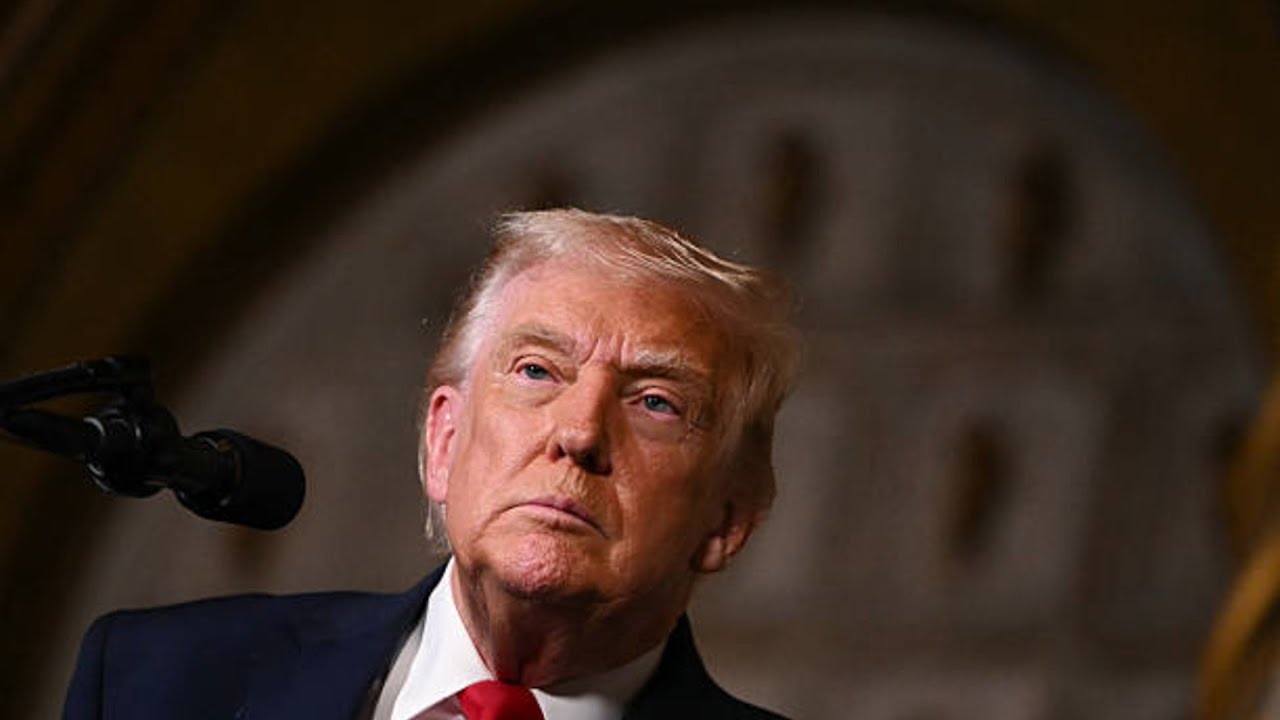 Fed Chair Should Cut Rates If Market Does Well, Trump Says