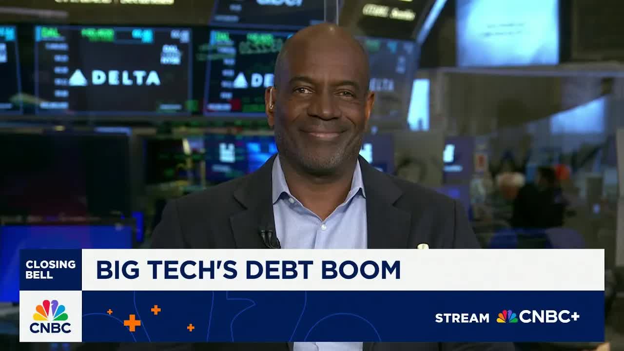 Investors view Apple's capital discipline as a strategic advantage, says Plexo Capital's Lo Toney