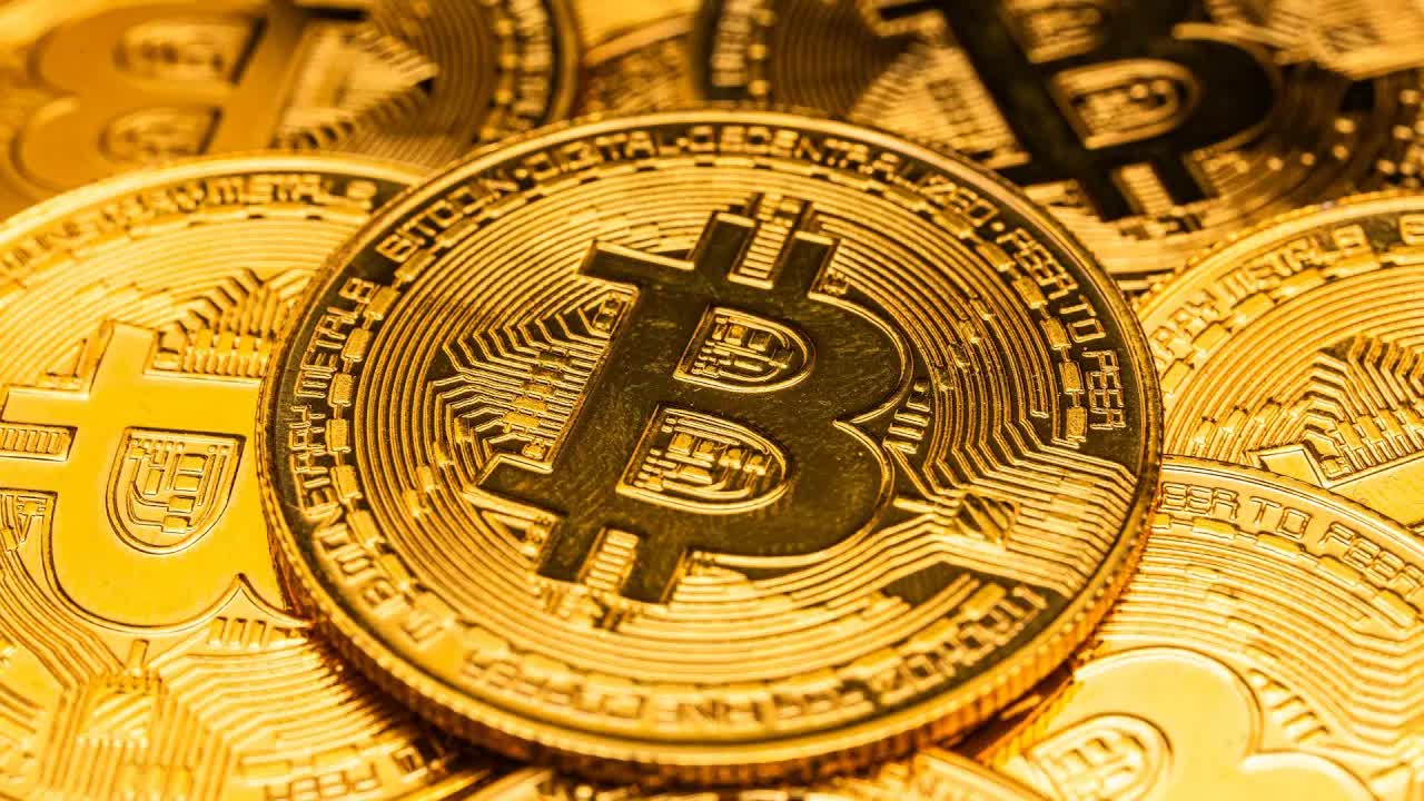 Bitcoin Drops Below $95,000