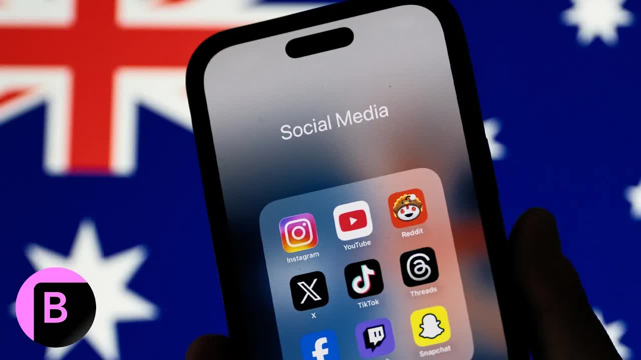 Australia Moves to Ban Teens on Social Media