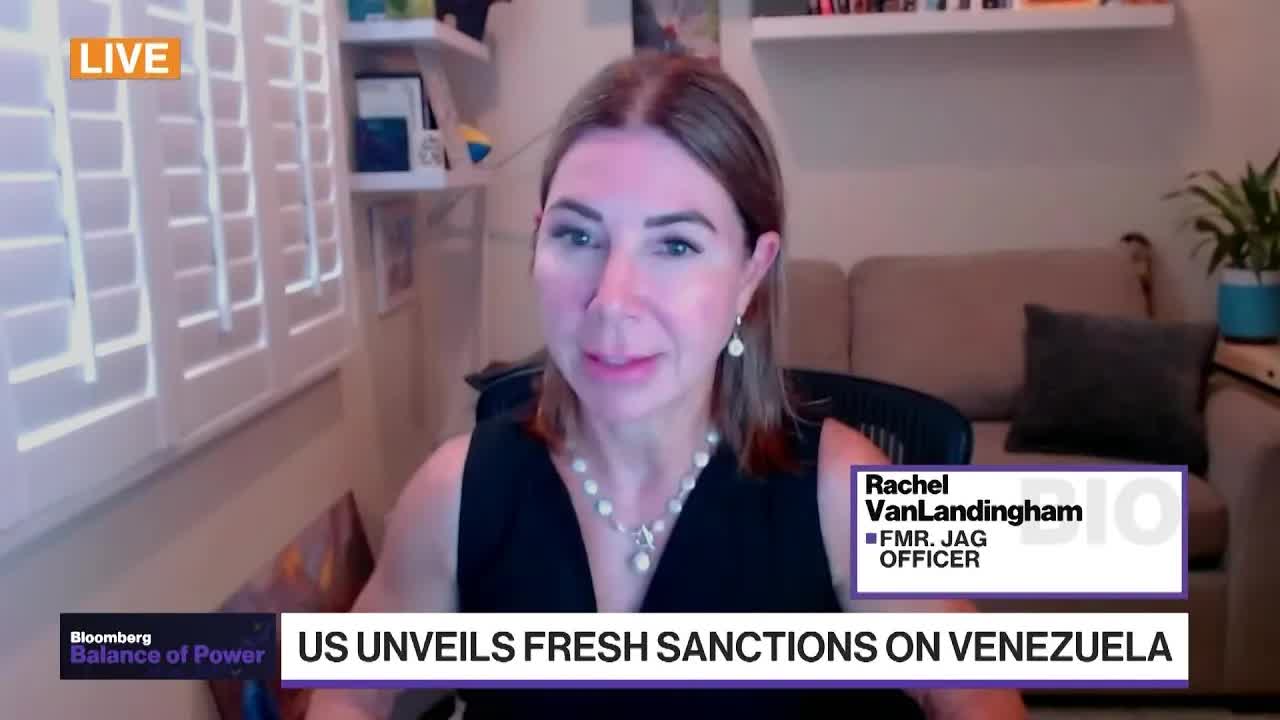 Former JAG Officer: US Needs to Prove Oil Was Smuggled