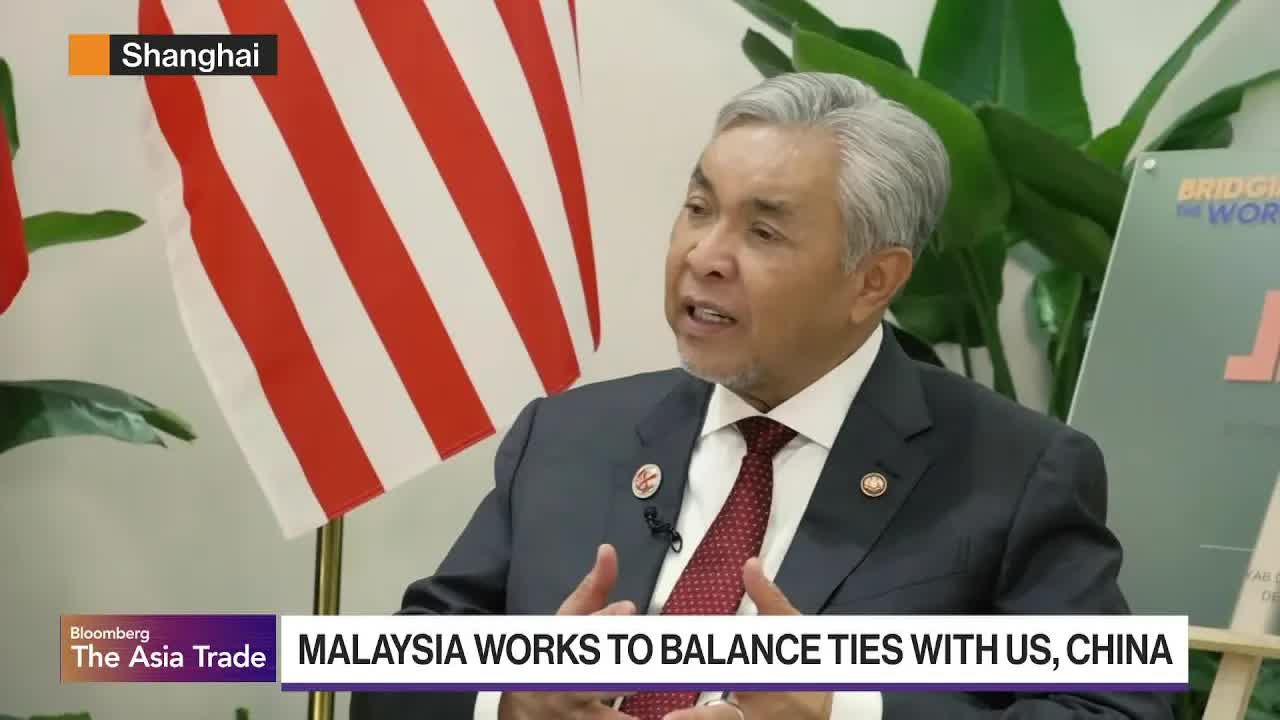 Malaysia Says It's Working to Balance Ties With China, US