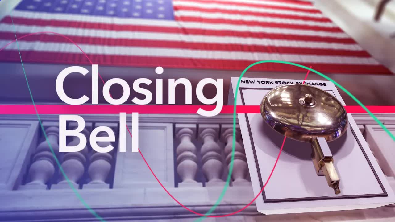 S&P Falls As Weak Bond Sale Lifts Yields | Closing Bell