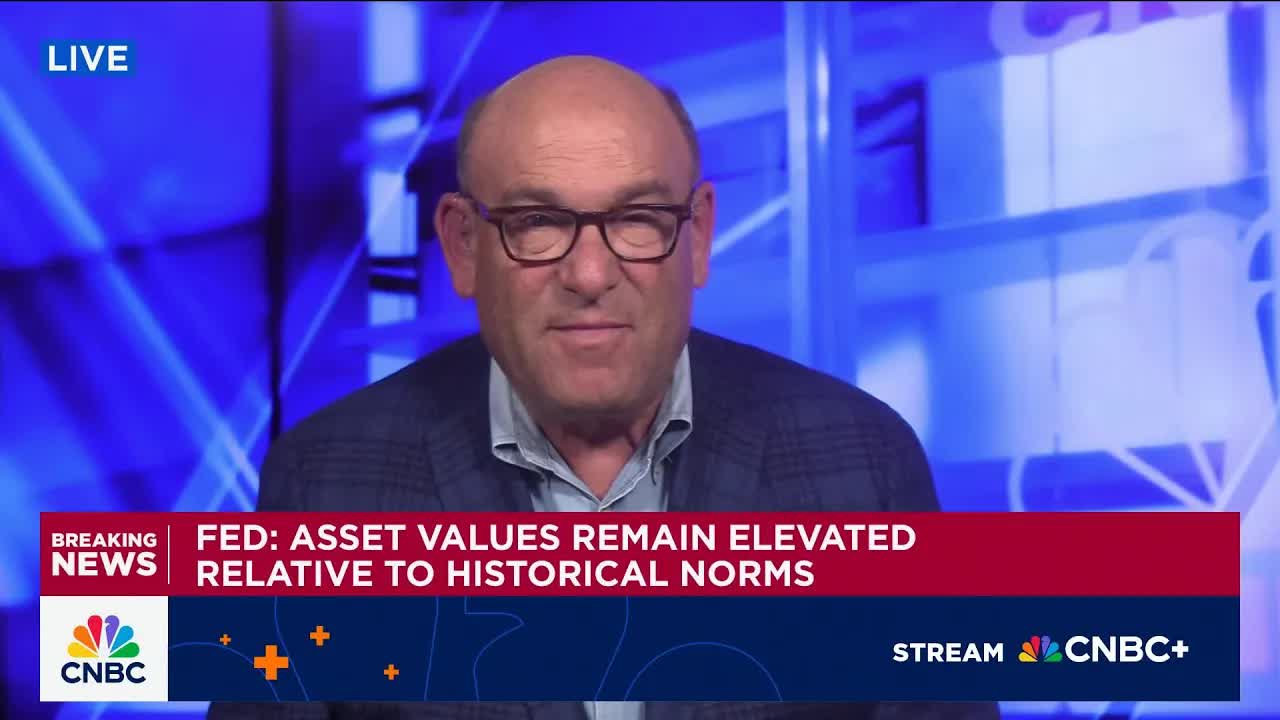 Fed survey respondents cite risk to the economy if AI valuations suffer large losses